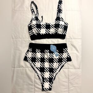 NWT CUPSHE swimsuit